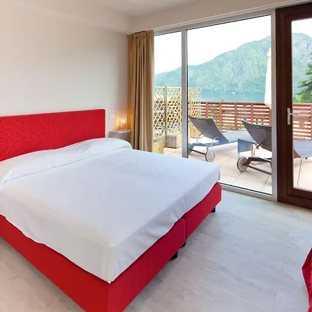 렌노 아파트호텔 2*