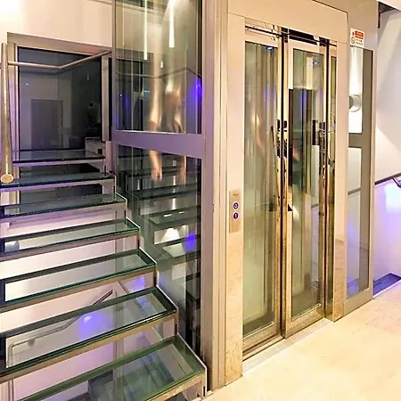 アパートホテル Residence Lenno