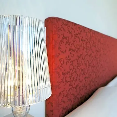 アパートホテル Residence Lenno 2*