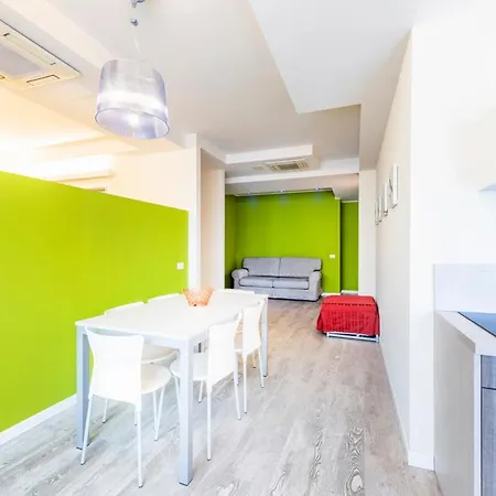 Residence Lenno מלון דירות