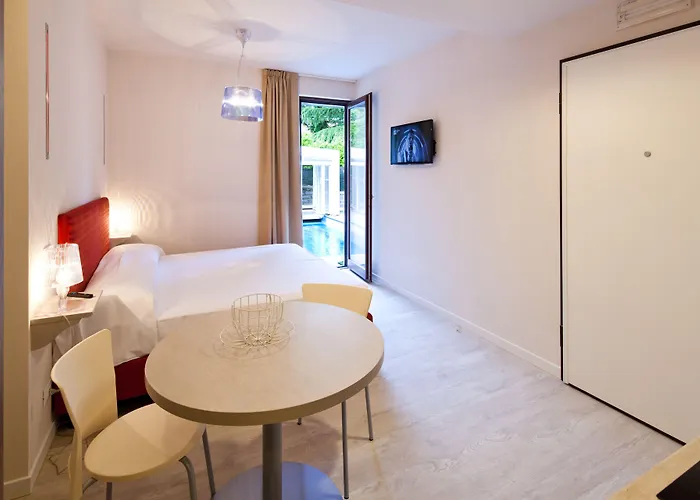 Residence Lenno Lägenhetshotell 2*