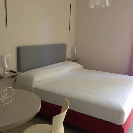 Residence Lenno Aparthotel 2*